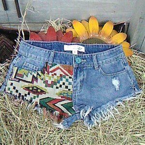 ☀️ Wyldehart Denim Distressed Boho Shorts